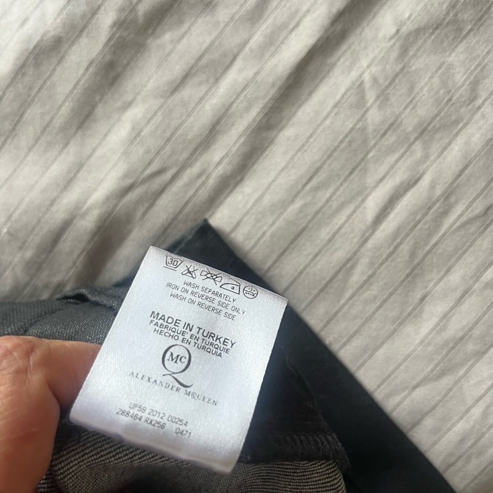 Vintage Alexander McQueen black denim pants with back embroidery - Picture 13 of 13